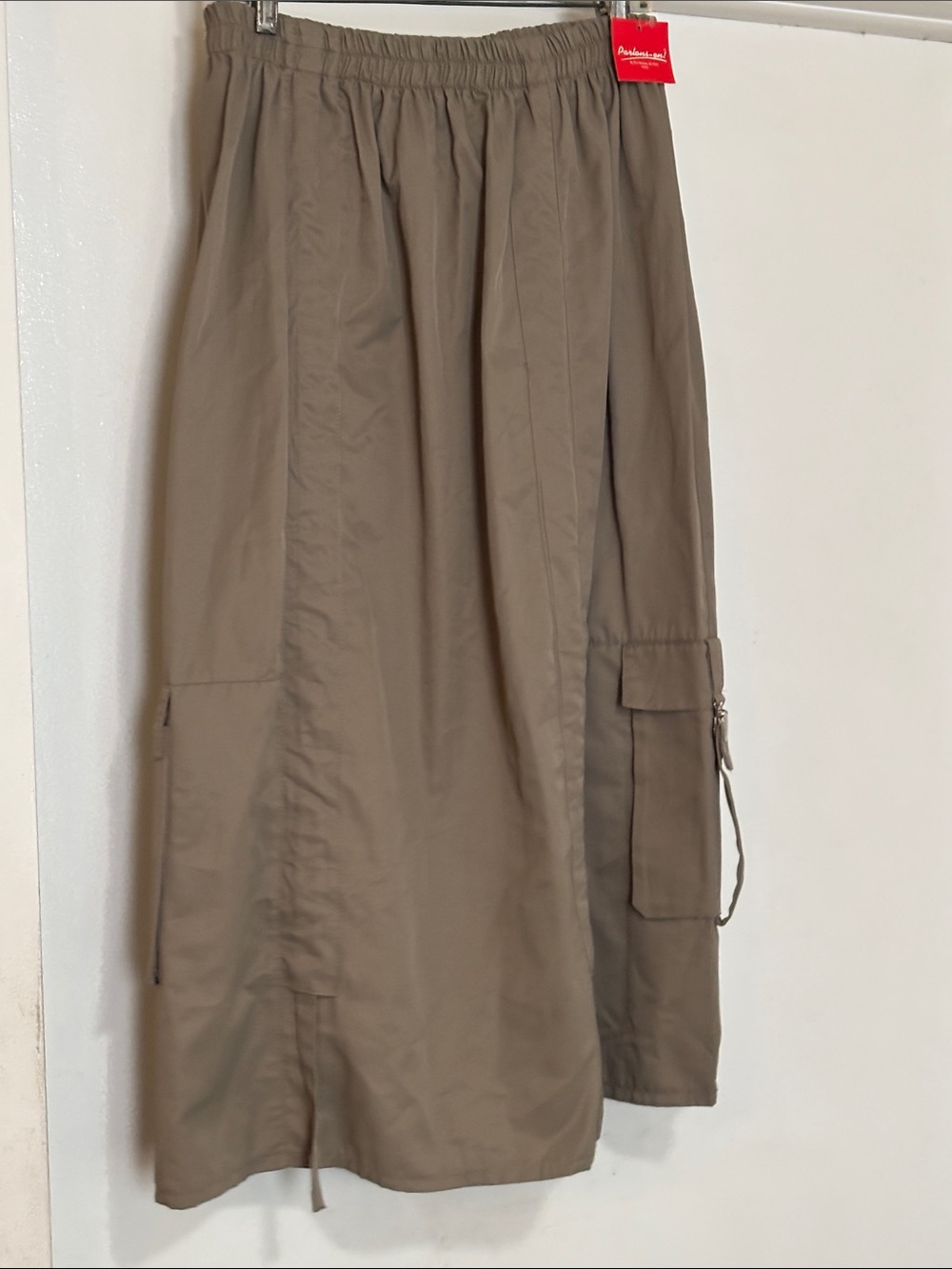 NWT Cargo Skirt with adjustable length in Taupe with Elastic Waist - Picture 7 of 7